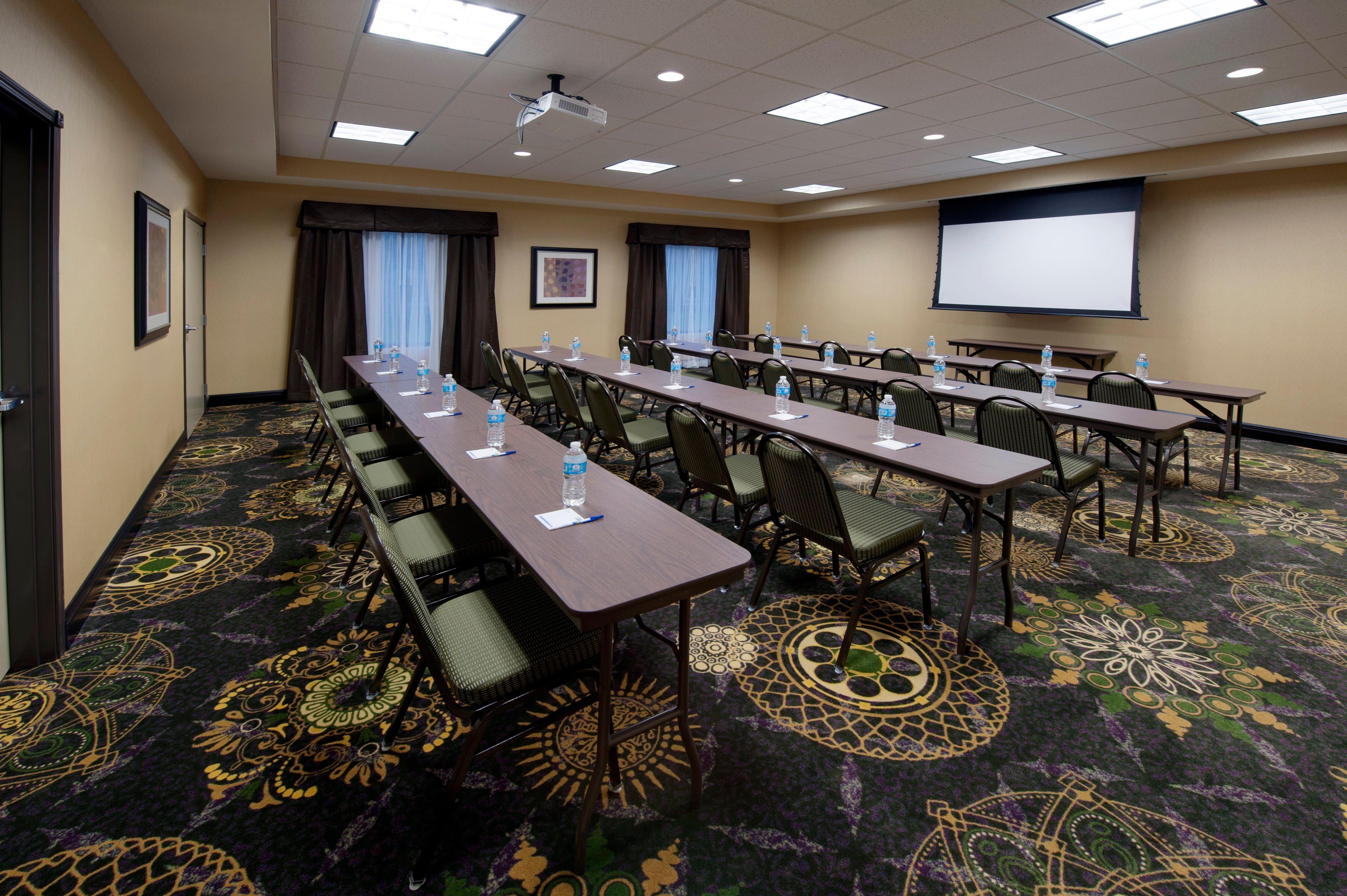 Holiday Inn Express Hotel & Suites Clearfield By Ihg Zewnętrze zdjęcie
