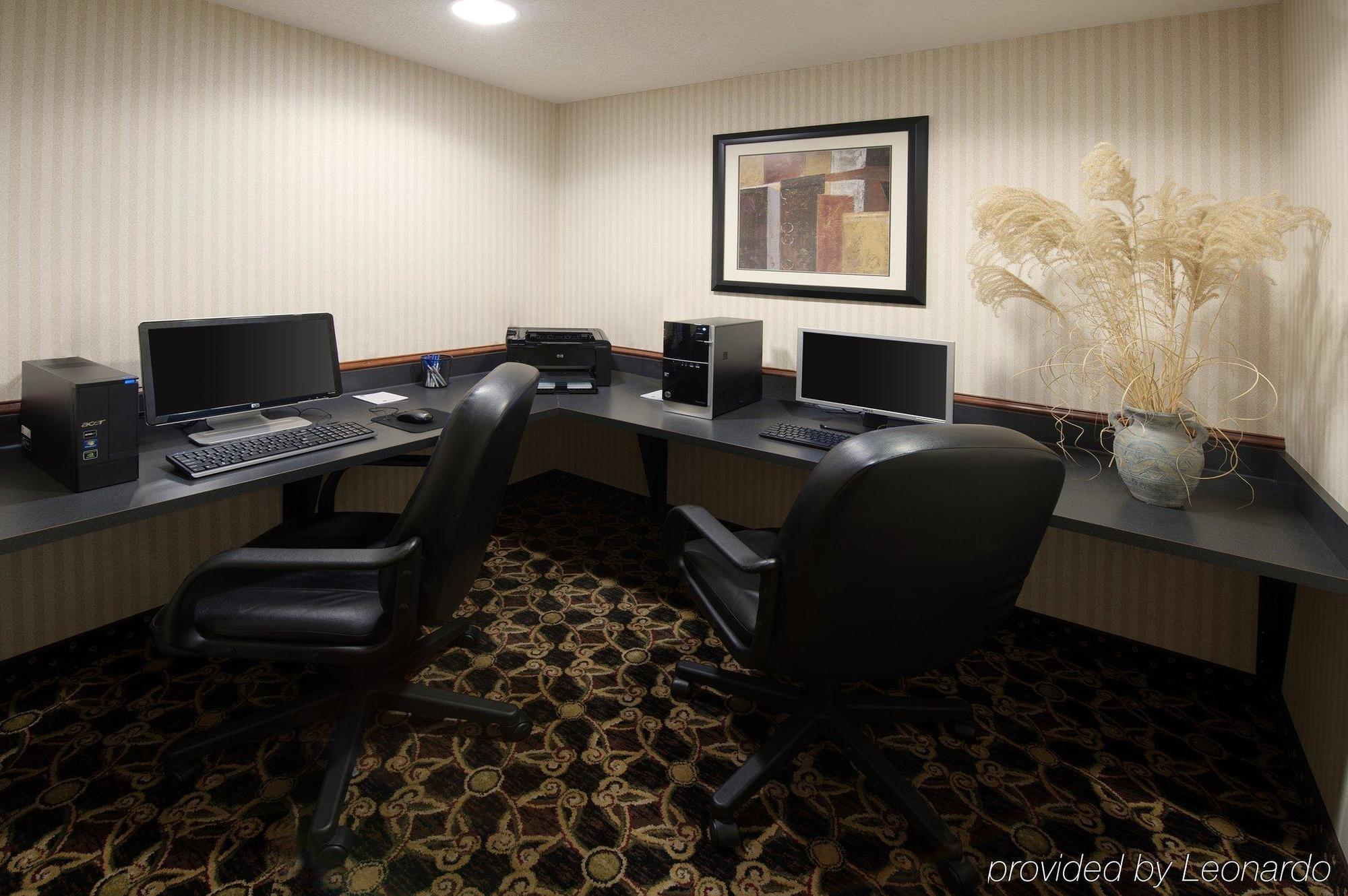 Holiday Inn Express Hotel & Suites Clearfield By Ihg Zewnętrze zdjęcie